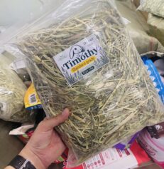 King Rabbit Timothy Hay - หญ้าทิโมธี 500g