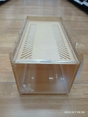 Petz World Acrylic Box